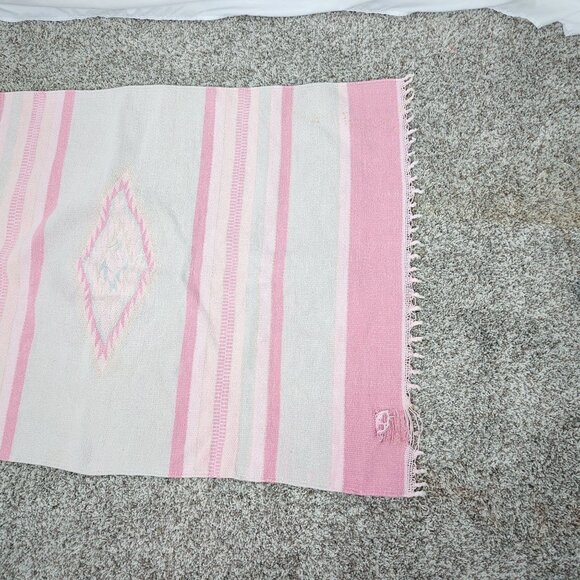 Vintage Pink Rug Indigenous Tapestry Knit Western Southwest - Picture 8 of 9